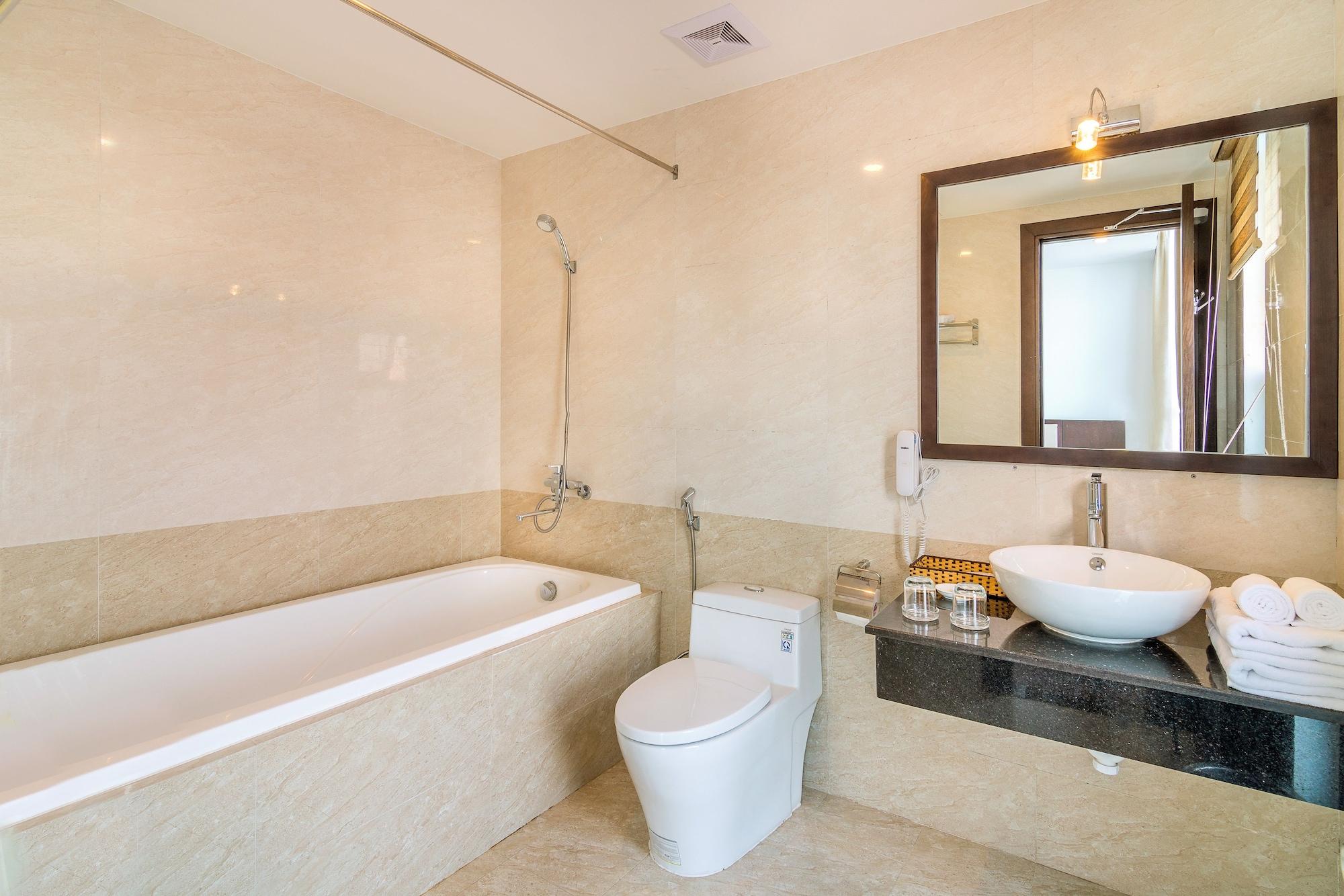 Dana Marina Boutique Hotel Da Nang Exterior foto